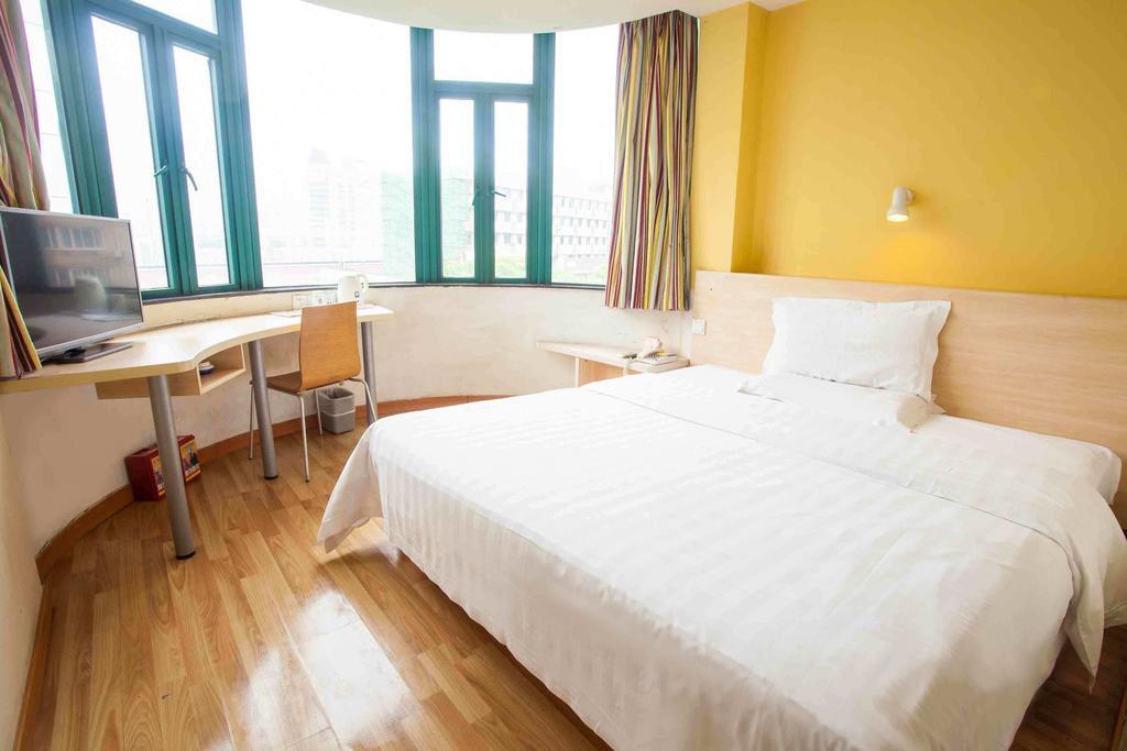 7Days Inn Bazhong Nanchi South Road Phoenix City Zewnętrze zdjęcie